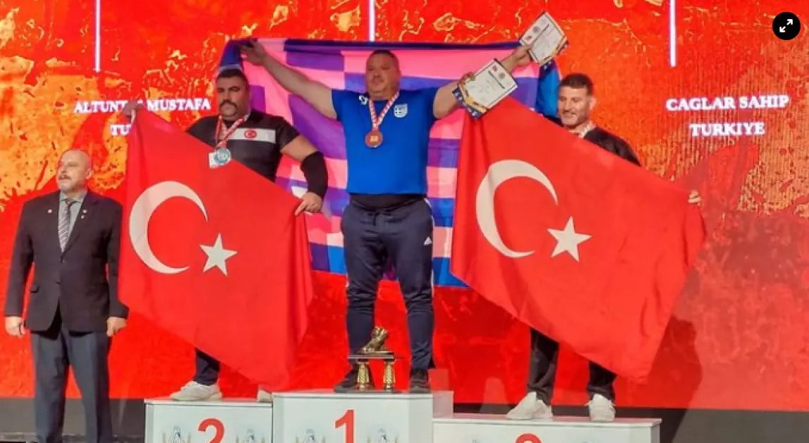 Ποιό διεθνές δίκαιο; Εδώ δεν έχουν ούτε αθλητικό πνεύμα – Οι Τούρκοι έκοψαν στη μέση τον ελληνικό εθνικό ύμνο στο Παγκόσμιο Πρωτάθλημα Χειροπάλης