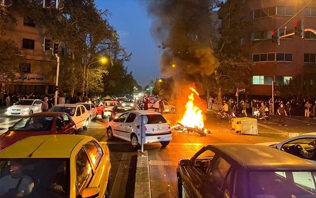 Ιράν: Συνεχίζονται οι διαδηλώσεις και στην γενέτειρα της Μαχσά Αμινί