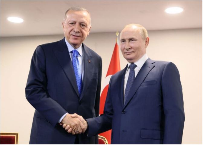 Στις τουρκικές εκλογές ο Πούτιν ψηφίζει Ερντογάν