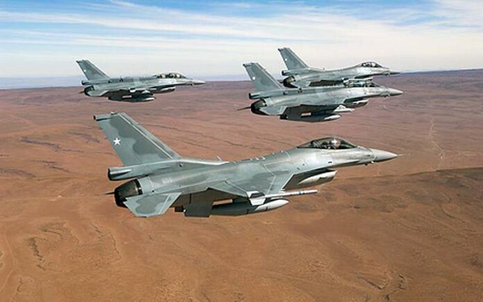 Κρις Πάπας: Να διατηρηθεί η τροπολογία -μπλόκο για τα F-16 στην Τουρκία