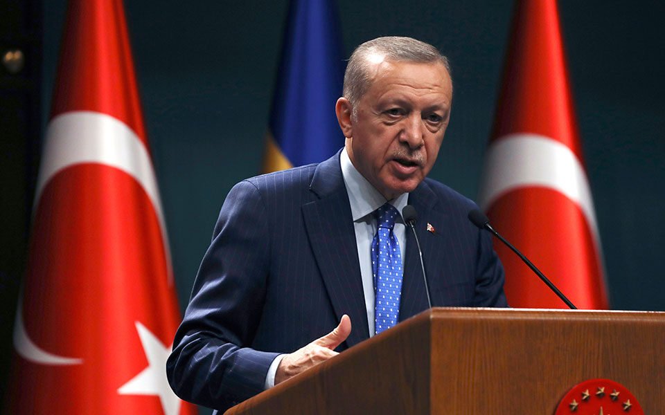 Ξεσπάθωσε ο Ερντογάν και τα έβαλε με όλους: «Ελλάδα, ΗΠΑ και χώρες της Ε.Ε. προστατεύουν τρομοκράτες»