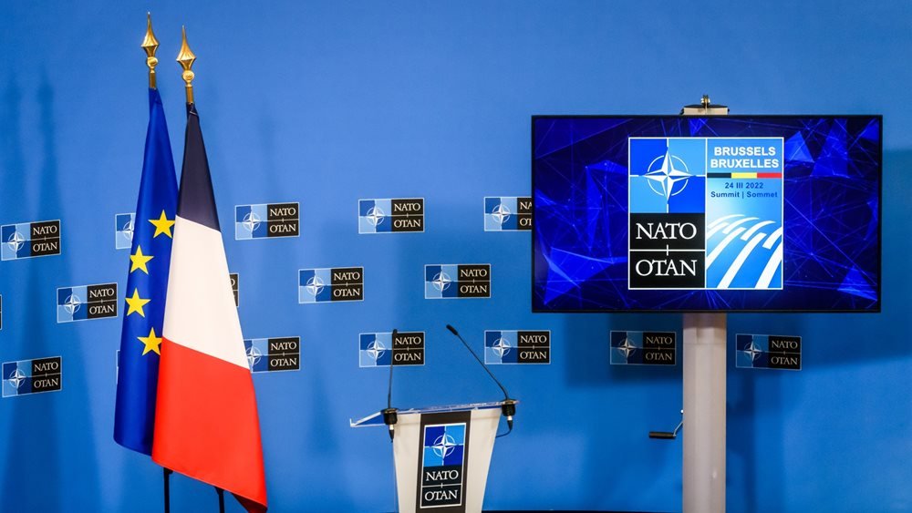 Στρατιωτική στροφή της Γαλλίας στην Ευρώπη