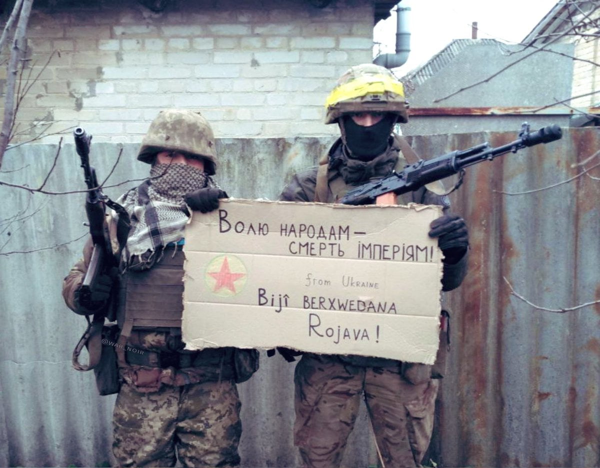 Mήνυμα στήριξης των Ουκρανών στους Κούρδους της Rojava