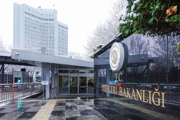 Οι Τούρκοι εκλιπαρούν να πάρουν βίζα και η Τουρκία εξέδωσε ταξιδιωτική οδηγία για ΗΠΑ και ευρωπαϊκές χώες