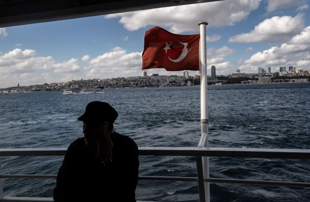 Βρετανική ταξιδιωτική οδηγία ΣΟΚ για την Τουρκία: Προσέξτε σεξουαλικές επιθέσεις, κλοπές, σεισμούς και τρομοκρατία
