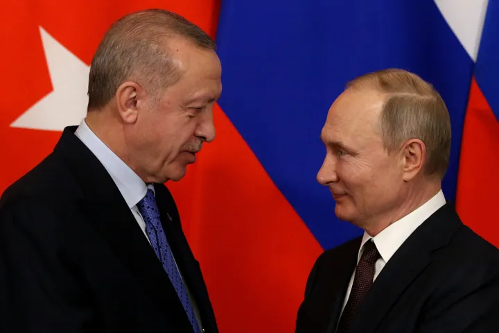 Η Ρωσία αρωγός της τουρκοσυριακής προσέγγισης