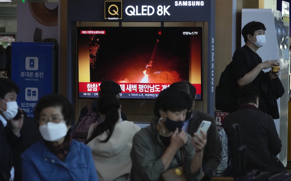 THE NEW YORK TIMES: Η Νότια Κορέα εξετάζει το ενδεχόμενο να αποκτήσει πυρηνικά