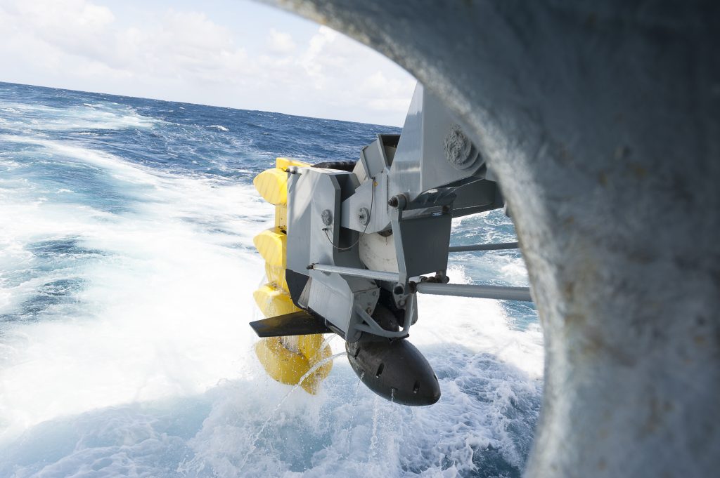 Πως μπορεί σε 48 ώρες κάθε καράβι -και στο Αιγαίο- να γίνει «κυνηγός υποβρυχίων»