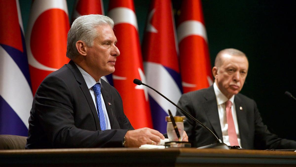 Ερντογάν: «Η Τουρκία ανυπομονεί να βελτιώσει τις σχέσεις της με την Κούβα»
