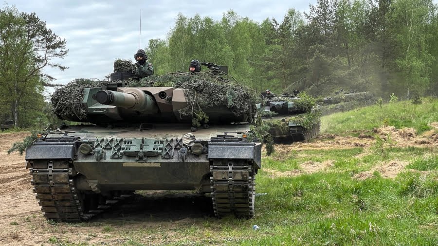 Η Πολωνία ζητεί άμεσα την άδεια της Γερμανίας, για να δώσει άρματα Leopard-2 στην Ουκρανία