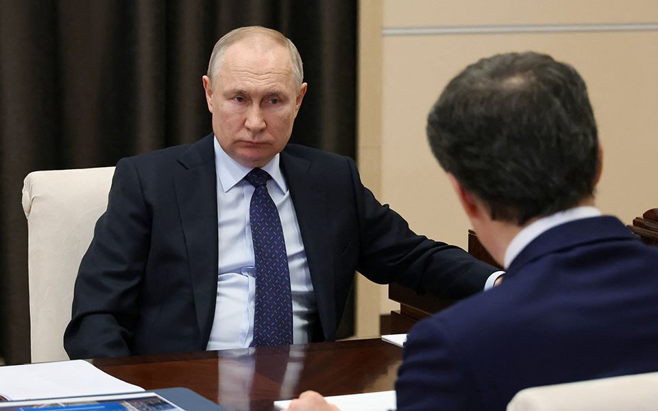«Αυτό είναι κρατικό μυστικό» λέει ο Πούτιν για τον πόλεμο στην Ουκρανία