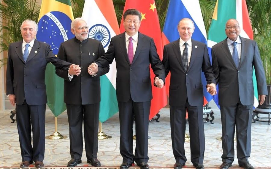 Οι BRICS έδωσαν διέξοδο στη Ρωσία μετά της κυρώσεις της Δύσης