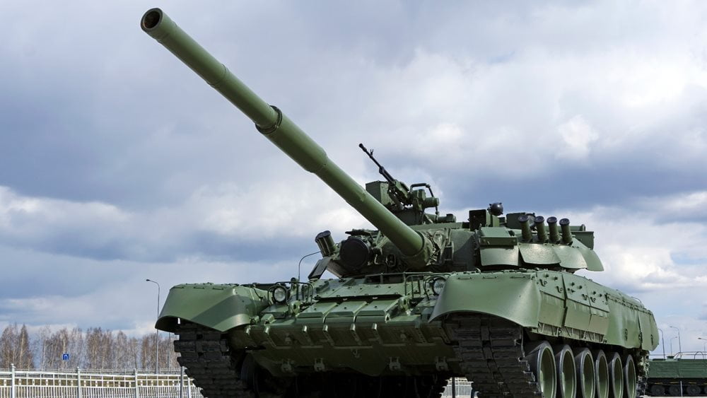 Το 1993, μια σοβιετική μεραρχία άφησε 350 άρματα T-80 στην Ουκρανία