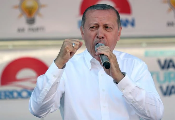 Ερντογάν: Αν νικήσει η αντιπολίτευση, θα είναι καταστροφή για την Τουρκία