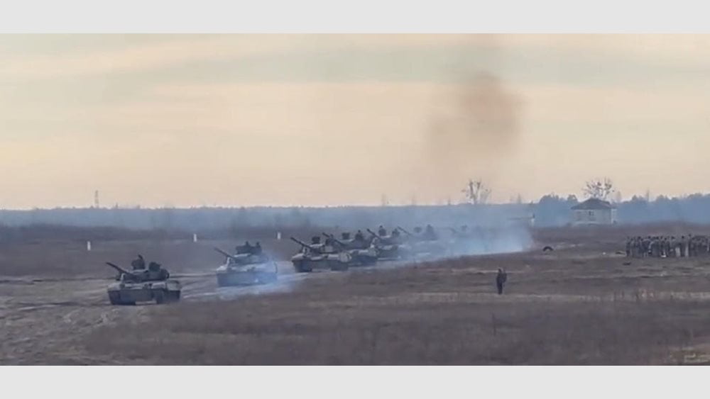 Αναβαθμισμένα πολωνικά άρματα μάχης Τ-72 στα μέτωπα της Ουκρανίας