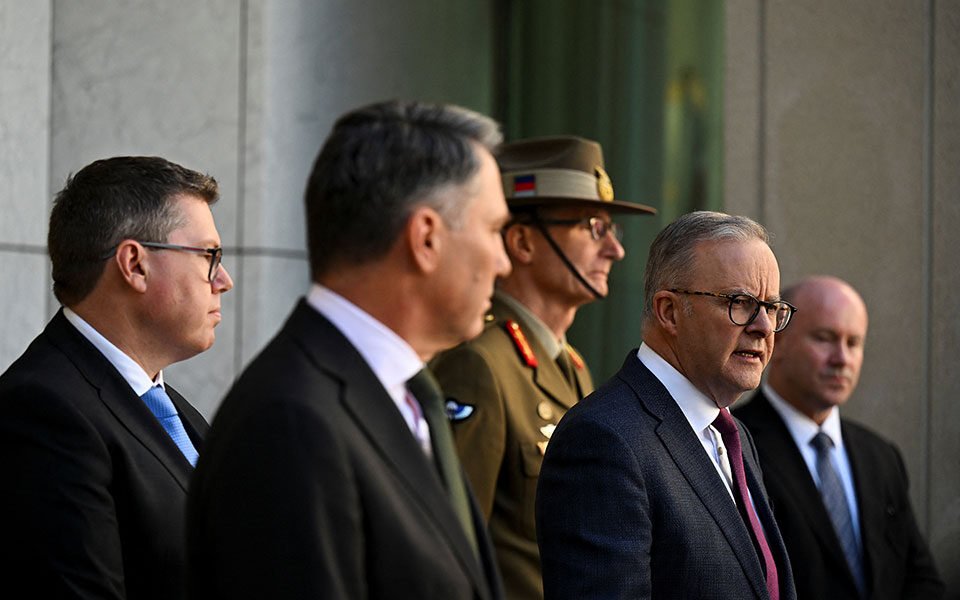 Η Αυστραλία αναθεωρεί το αμυντικό της δόγμα λόγω κινεζικής απειλής