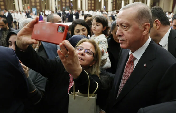 Μήπως η Δύση θέλει να κερδίσει ο Ερντογάν τις εκλογές στην Τουρκία;