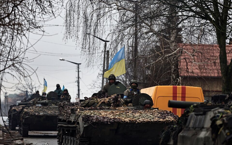THE NEW YORK TIMES: Μπορεί η Ουκρανία να μπει στο ΝΑΤΟ α λα δυτικογερμανικά;