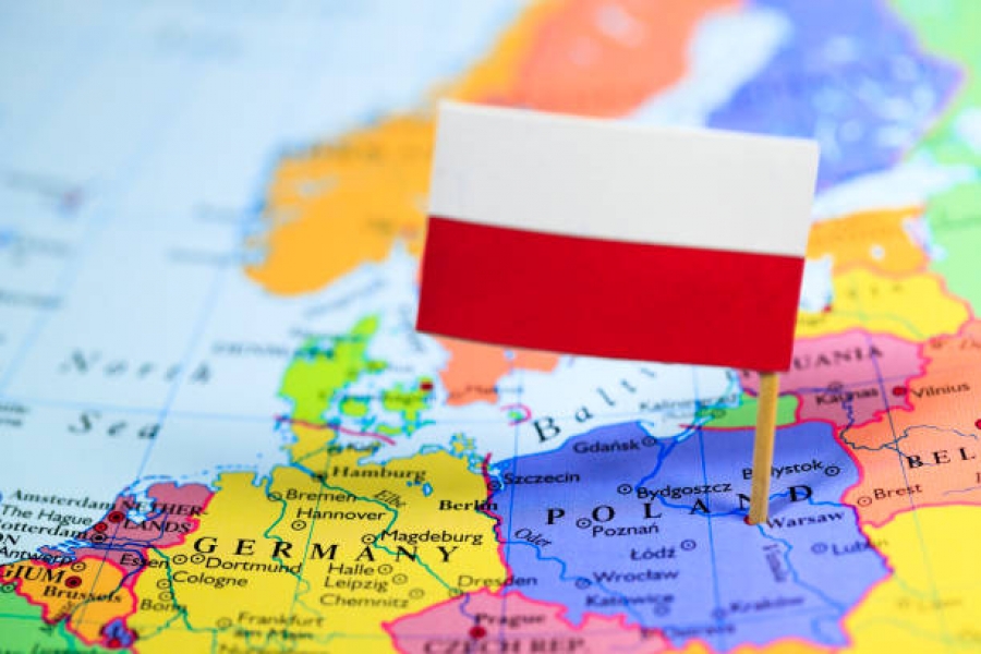 Τραβούν το σχοινί οι Πολωνοί: Στο ναδίρ οι σχέσεις με Γερμανία, αποζημιώσεις από Ρωσία