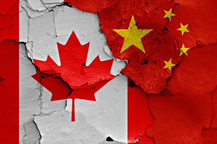 Οξεία διπλωματική κρίση μεταξύ Κίνας – Καναδά με απελάσεις διπλωματών