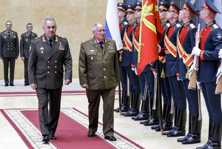 Ρωσία – Κούβα: Συνάντηση Υπουργών Άμυνας για στρατιωτική συνεργασία