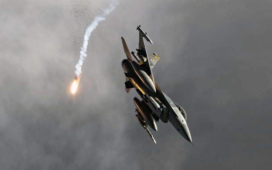 Craig Roberts: Η αποστολή F-16 στην Ουκρανία φέρνει πιο κοντά έναν πυρηνικό πόλεμο