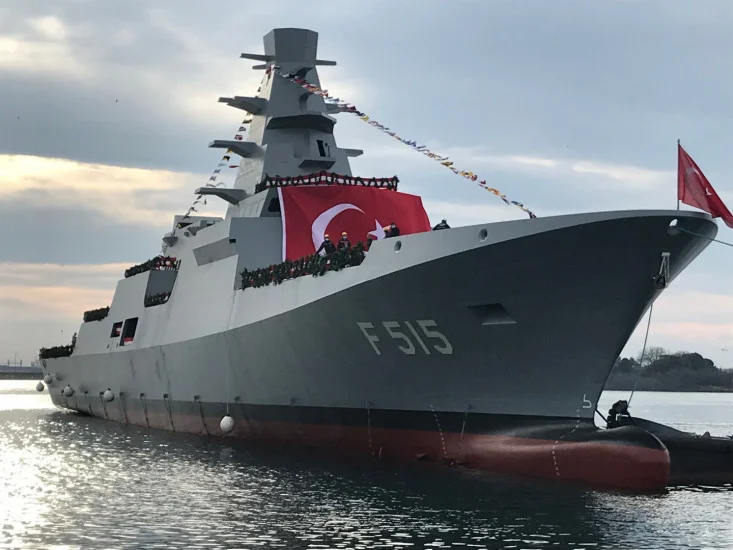 Η Άγκυρα επιδιώκει ναυτική κυριαρχία με τα υποβρύχια «Piri Reis», τις φρεγάτες «Istanbul» και το ελικοπτεροφόρο «Anadolu»