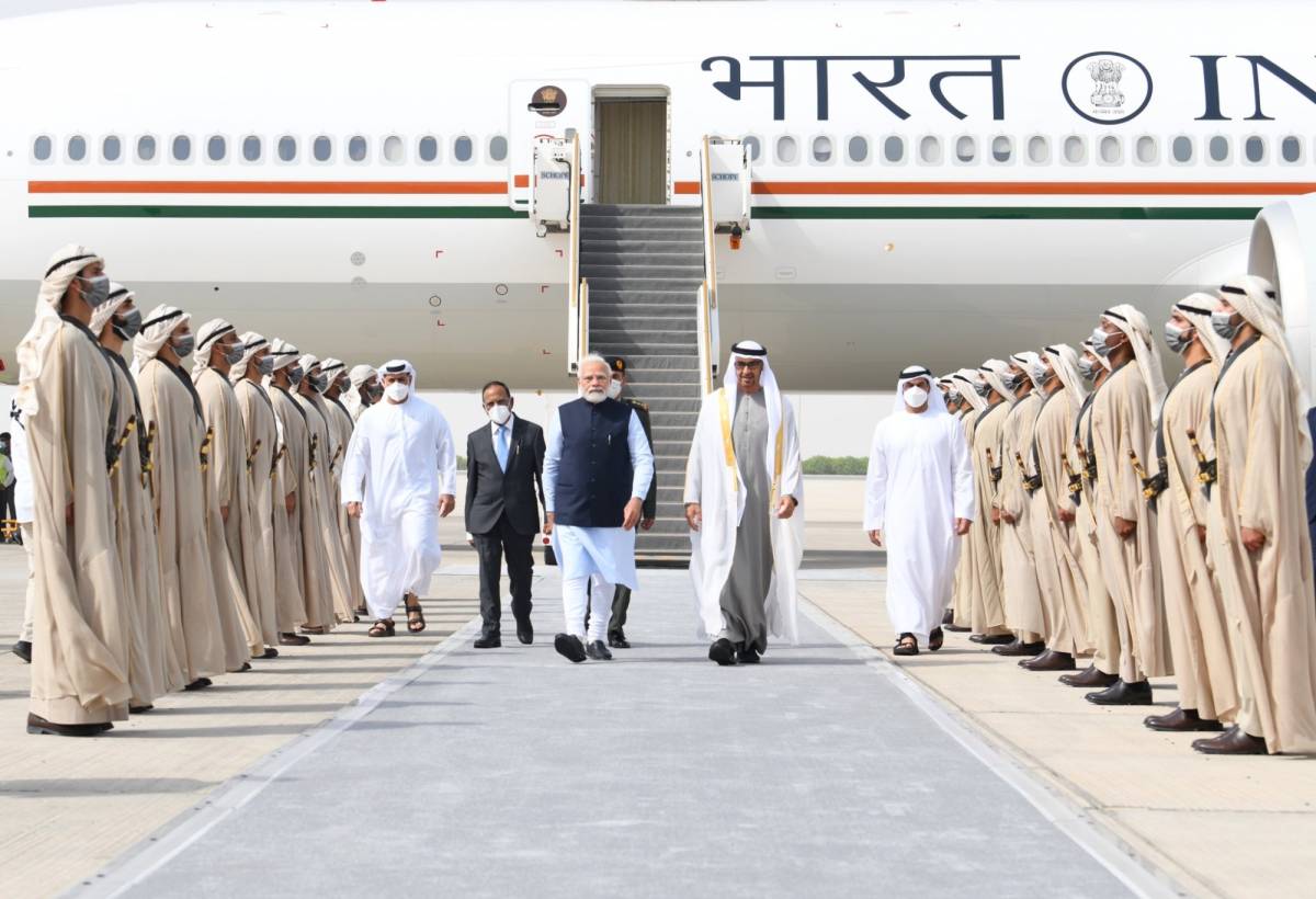 Modi to visit UAE after France to cement ties