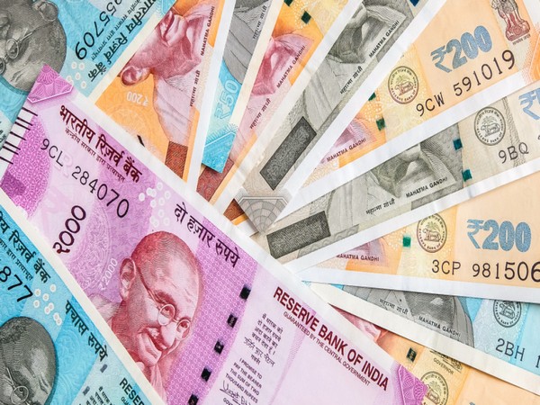 22 χώρες άνοιξαν ειδικούς τραπεζικούς λογαριασμούς στην Ινδία για συναλλαγές σε ρουπίες