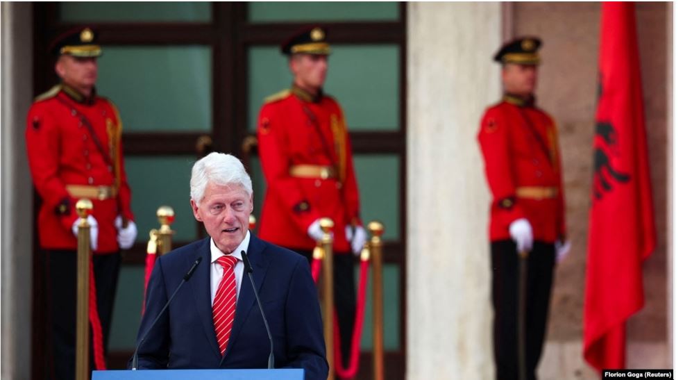 Δωράκι του Σόρος στον Ράμα η επίσκεψη Κλίντον στα Τίρανα! «Ανόητες οι εντάσεις του Κούρτι στο βόρειο Κοσσυφοπέδιο» είπε ο πρώην Αμερικανός πρόεδρος