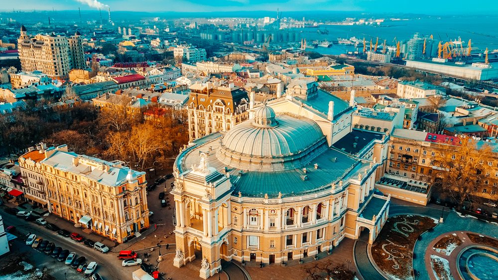 Ουκρανία: Η Unesco καταδικάζει με δριμύτητα τις ρωσικές επιθέσεις κατά του ιστορικού κέντρου της Οδησσού