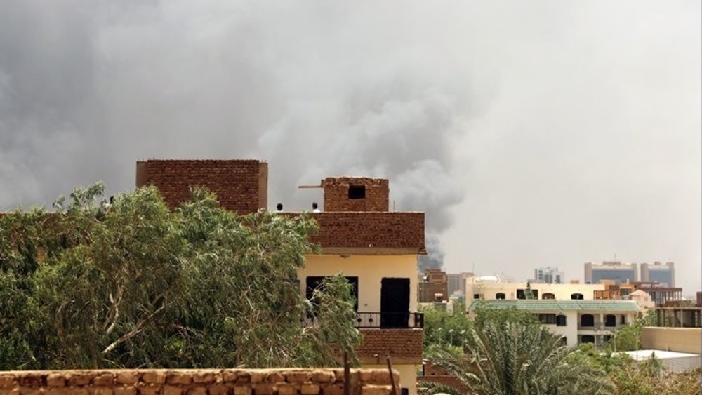 Μαίνεται ο πόλεμος στο Σουδάν – Αεροπορικές επιθέσεις στην πρωτεύουσα