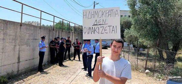 Κρινιώ Καλογερίδου: Δημοκρατία φυλακισμένη με τον Μπελέρη και την Ελληνική Μειονότητα στην Αλβανία