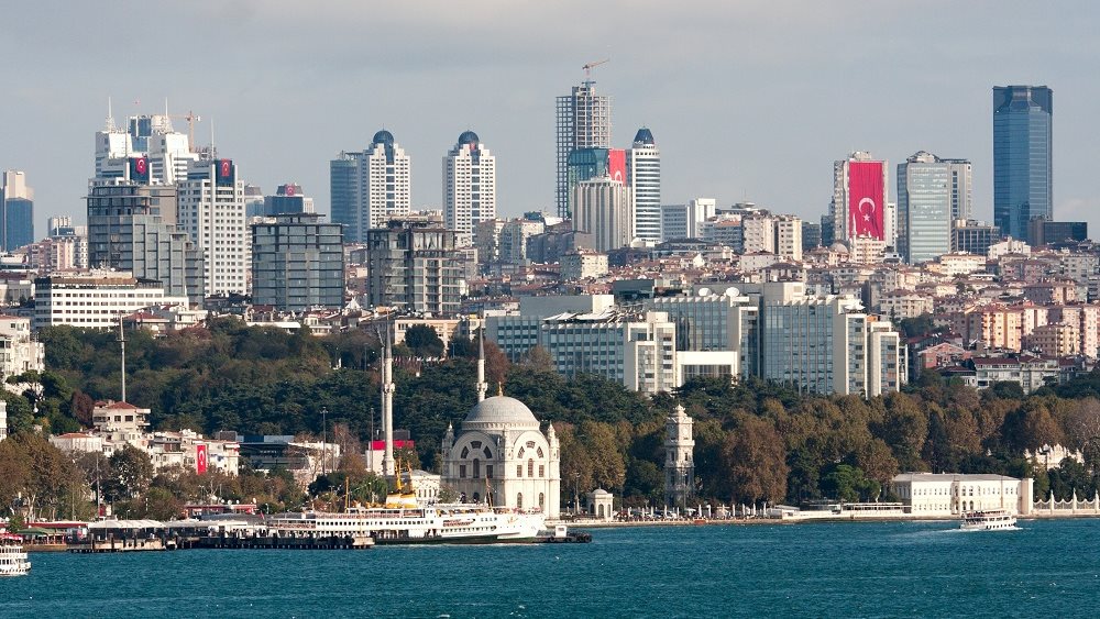 Σε λιμάνι της Κωνσταντινούπολης το πλοίο που χρησιμοποίησε τον ουκρανικό ασφαλή διάδρομο στον Εύξεινο Πόντο