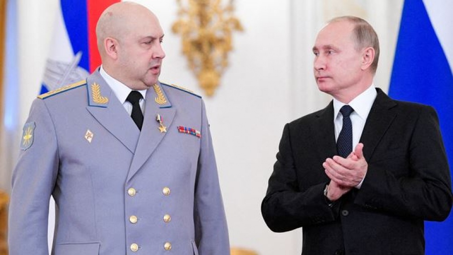 Ο Πούτιν “αποκεφάλισε” τον Σουρβίκην – Στη θέση του ο στρατηγός Αφζάλοφ