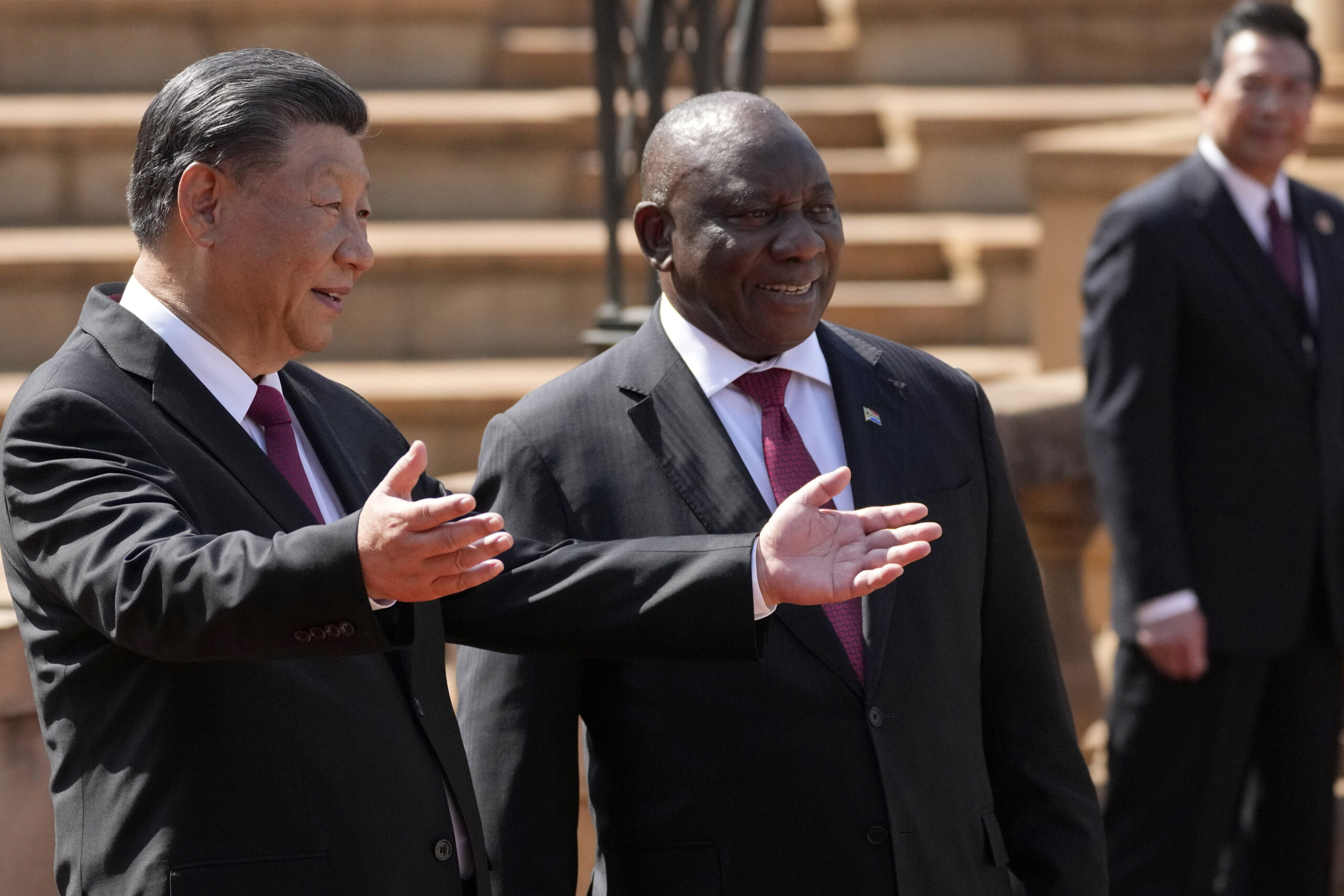 Σύνοδος BRICS: Η αποδολαριοποίηση, η Κίνα και ο «πολυπολικός» κόσμος