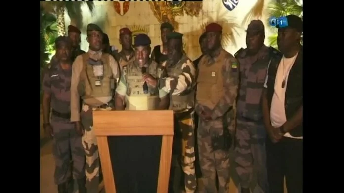 Γκαμπόν: Ο στρατηγός Μπρις Ολγκί Γκεμά ορίστηκε μεταβατικός πρόεδρος