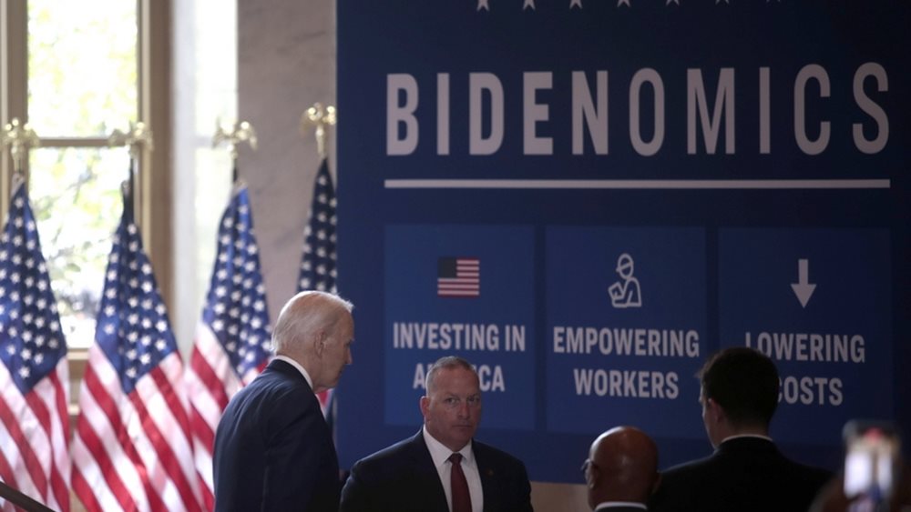 Πού “χάνουν” τα Bidenomics