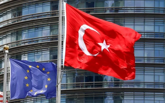Τουρκία: Δυσαρέσκεια για τις πιέσεις της ΕΕ