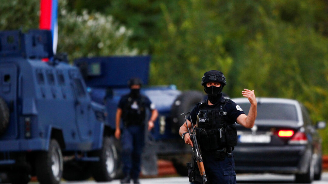 Κοσσυφοπέδιο: “Θερμό” επεισόδιο αστυνομικών-ενόπλων σε μοναστήρι – Τέσσερις νεκροί