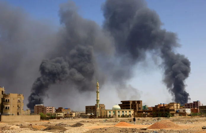 Σουδάν: Βομβάρδισαν αγορά στο νότιο Χαρτούμ – Τουλάχιστον 40 νεκροί