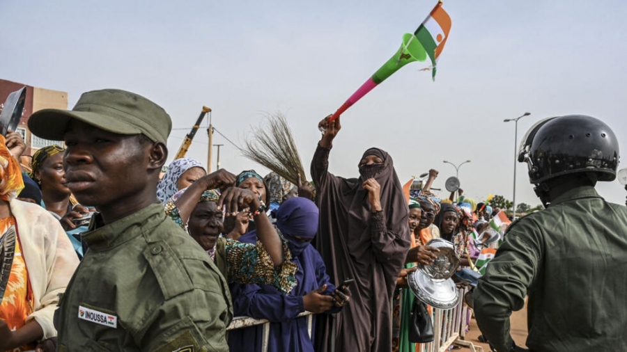 Η Μπουρκίνα Φάσο έστειλε στρατό για να υπερασπιστεί τον Νίγηρα
