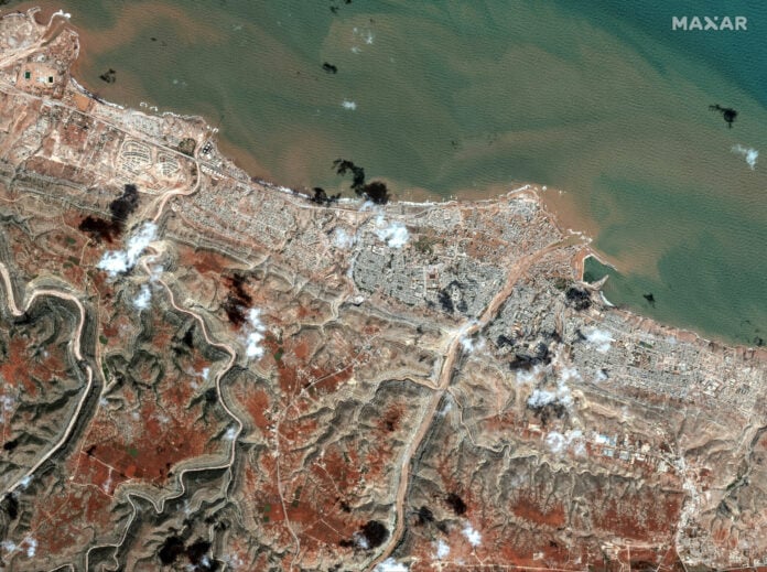 Λιβύη: Λάσπη, πόνος και όλεθρος – Δορυφορικές εικόνες (πριν και μέτα)