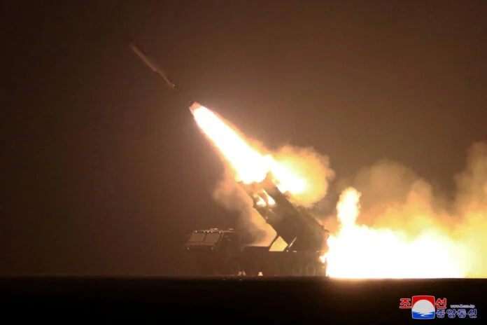 Β. Κορέα: Εκτόξευσε πυραύλους κρουζ προς την Κίτρινη Θάλασσα