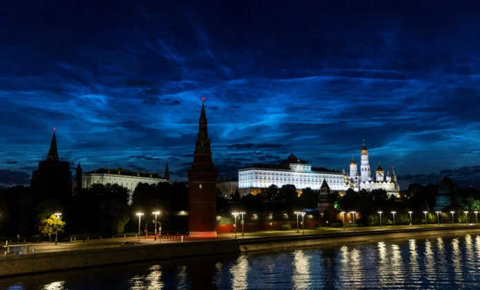 Η ΕΕ αφαιρεί από τη λίστα κυρώσεων Ρώσους ολιγάρχες- Η Μόσχα τους χαρακτηρίζει «προδότες»