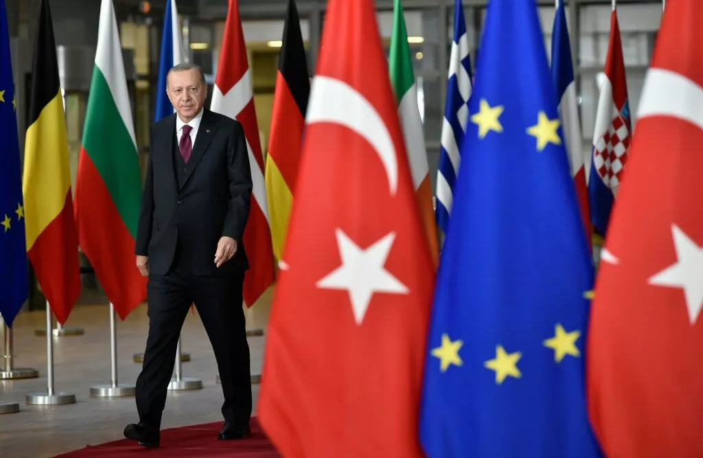 Παράταση στο φλερτ Τουρκίας–ΕΕ: Το ρεκόρ συναλλαγών και το μεγάλο στοίχημα της Λευκωσίας