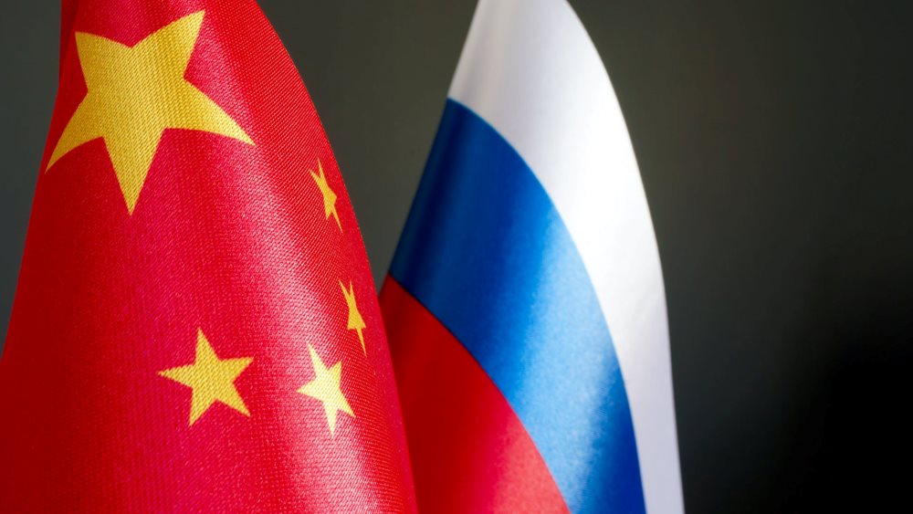 Κινέζοι και Ρώσοι αξιωματούχοι επέκριναν τις χώρες “που επιθυμούν να δημιουργήσουν προβλήματα” στην Ασία και αλλού