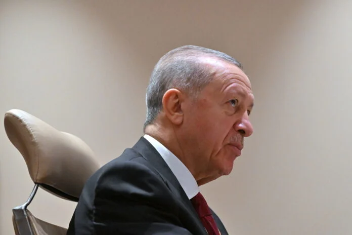 Κυβερνητικός εκπρόσωπος: Καμία ενημέρωση για επίσκεψη Ερντογάν στη Θράκη