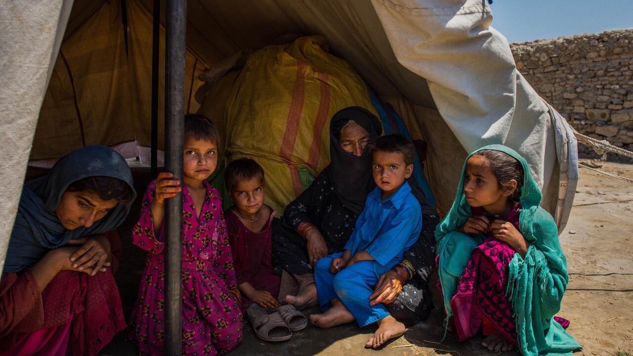Χιλιάδες Αφγανικές οικογένειες ανησυχούν για την παραμονή τους στο Πακιστάν