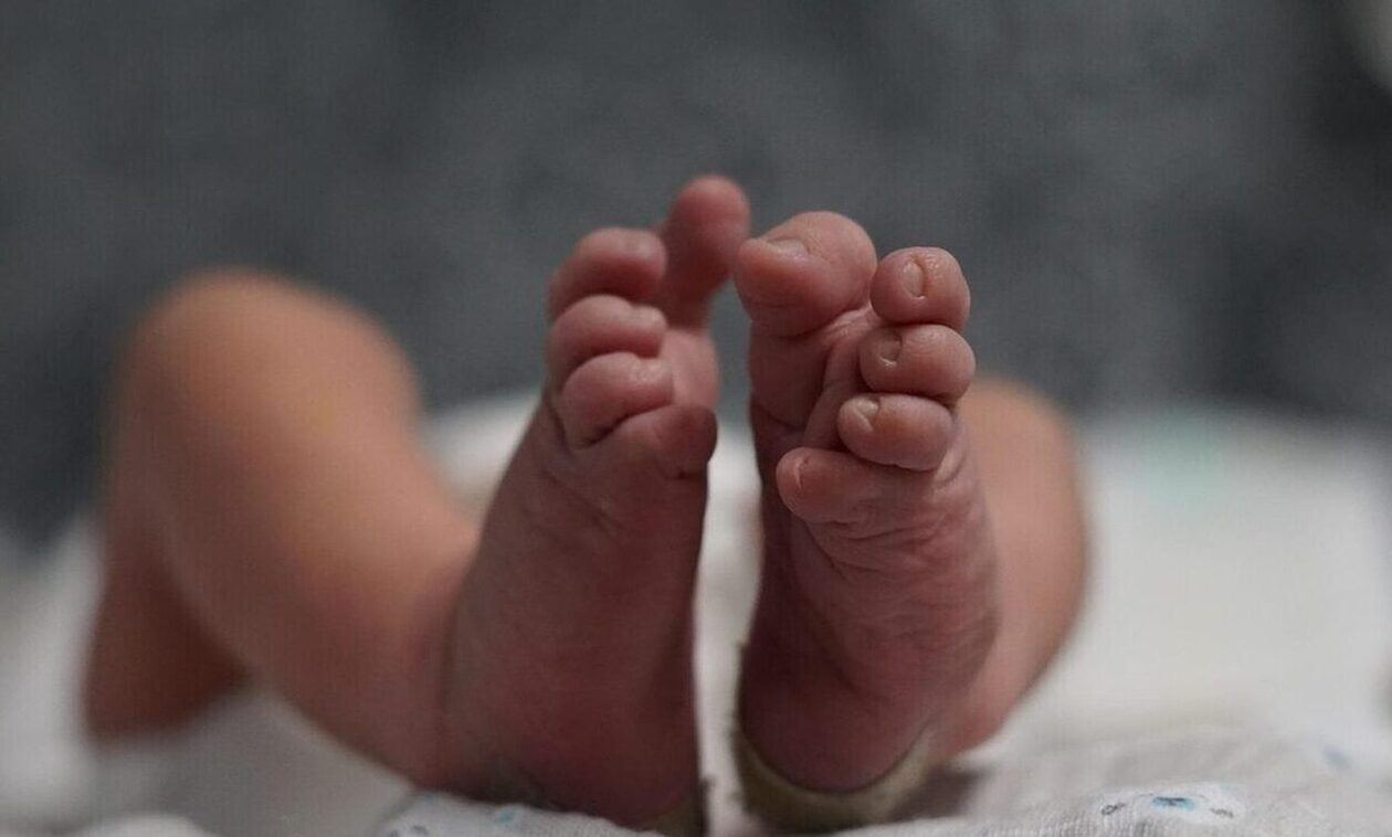 Η υπογεννητικότητα μαστίζει την Ελλάδα! «Βόμβα» από ΕΛΣΤΑΤ: Μείωση 10,3% στις γεννήσεις το 2022